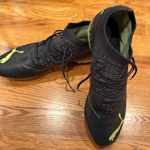 Puma soccer shoes size 8.5